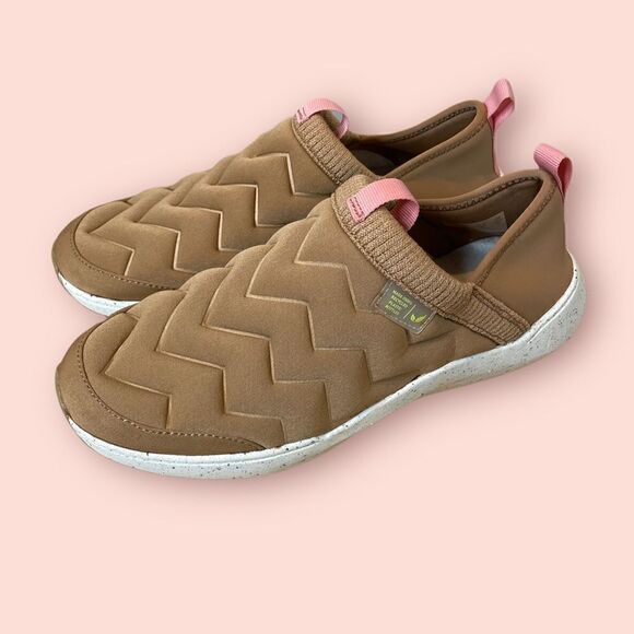 Dr. Scholl’s Home & Out Slip-On Sneaker - Picture 1 of 11